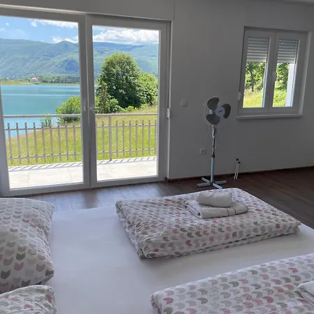 Apartament Mia *